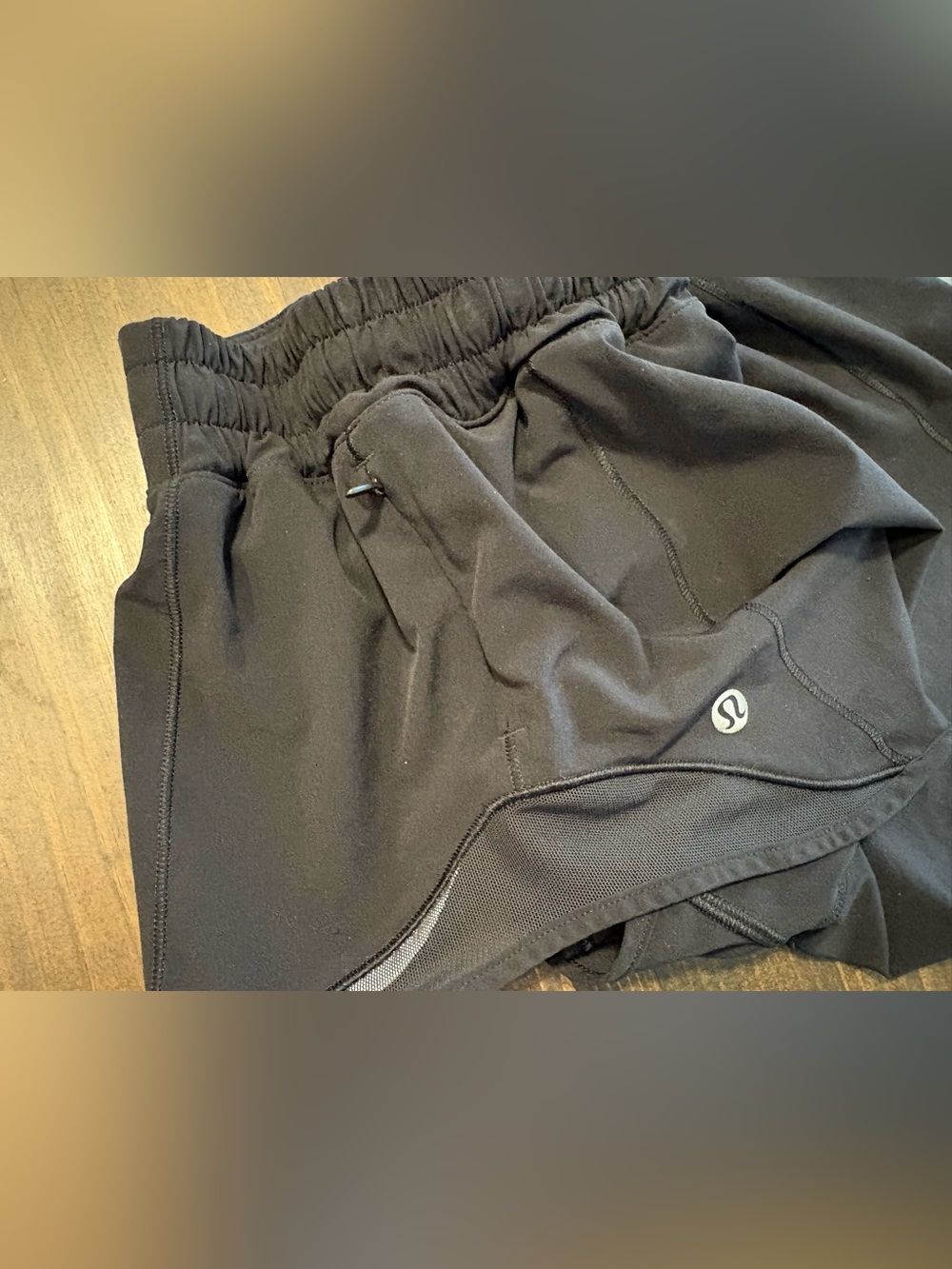 Lululemon Hotty Hot Shorts 2.5” Black Size 6 NWOT - Picture 4 of 4